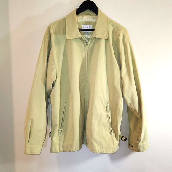 Wardrobe Essentials~ Men's Coat Size Medium - Picture 1 of 6